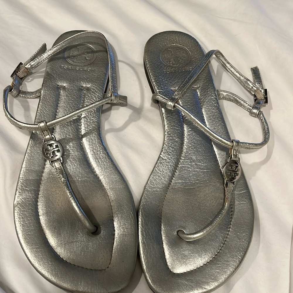 Tory Burch! gorgeous silver , lightly worn , T strap, padded sandals.